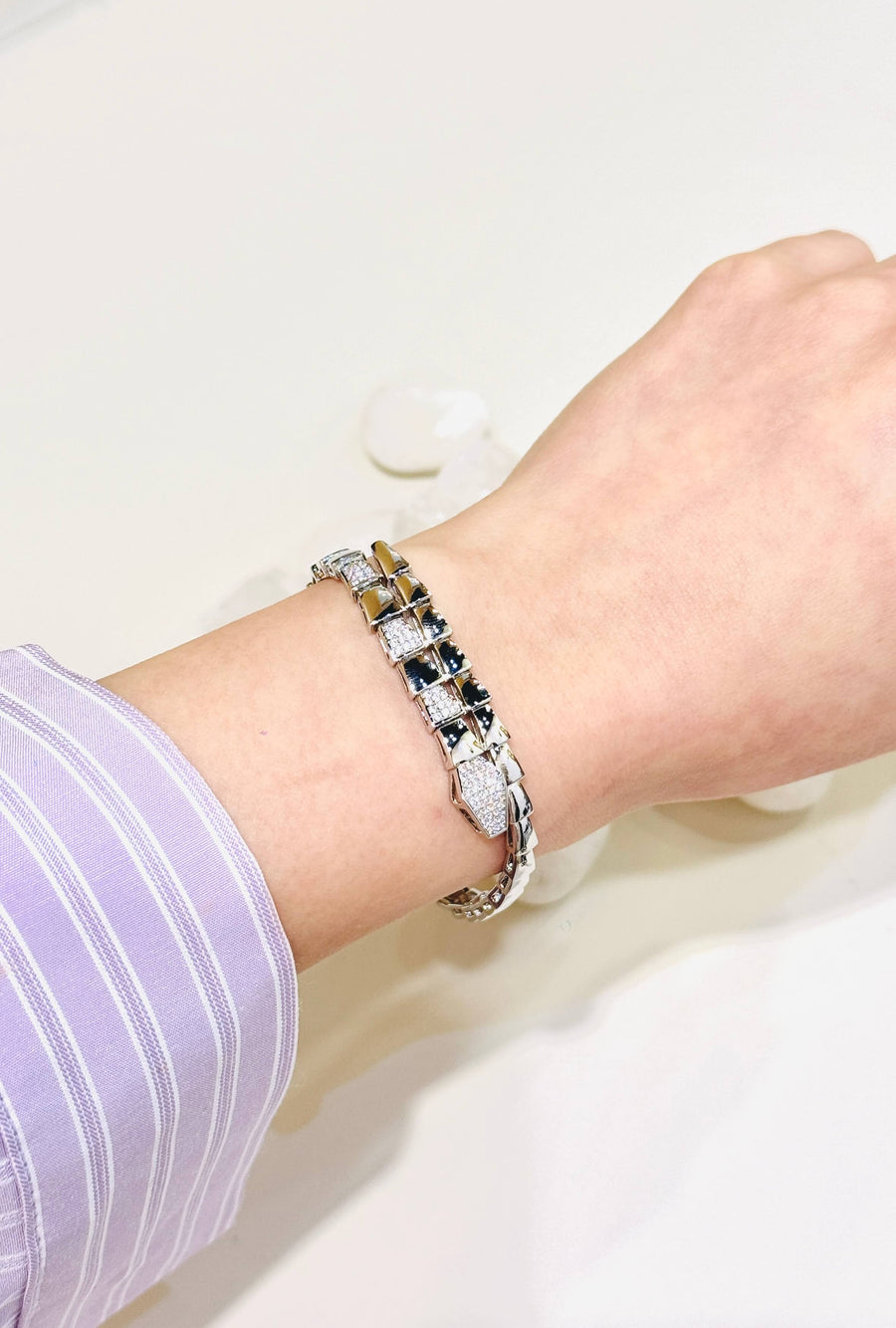 B22102 Snake Bracelet