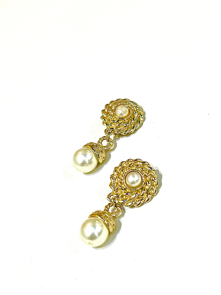 E25826 Vintage Earrings