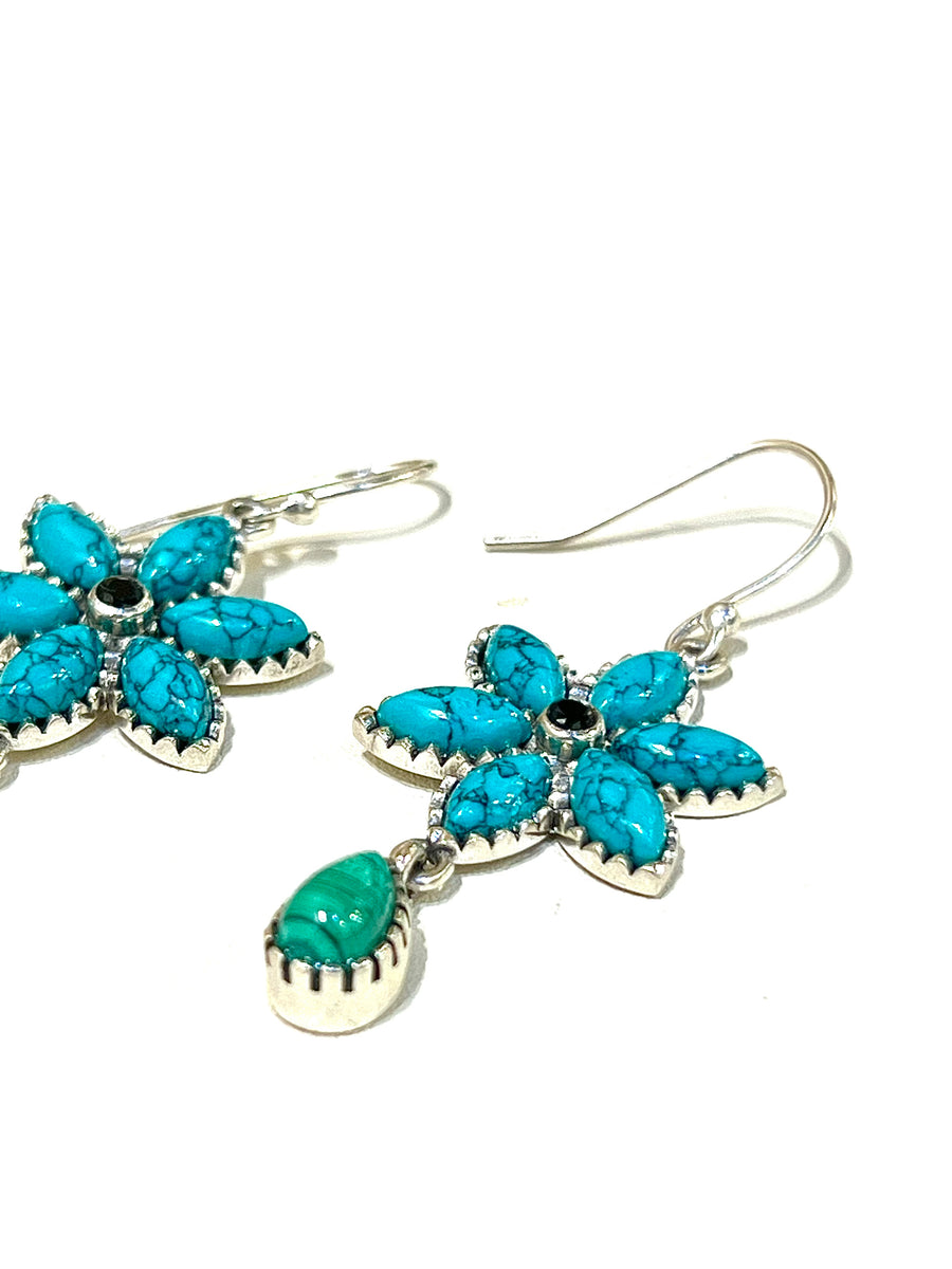 E25828 Bloom Earrings