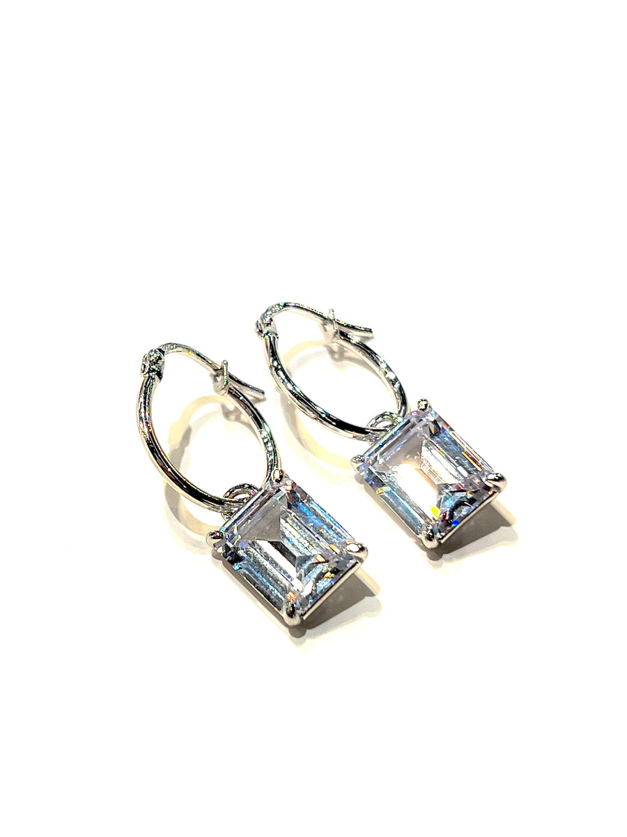 E251210 Posey Earrings