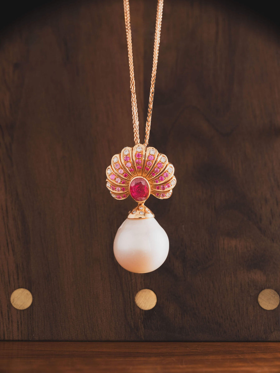 Peacock Pearl Pendant