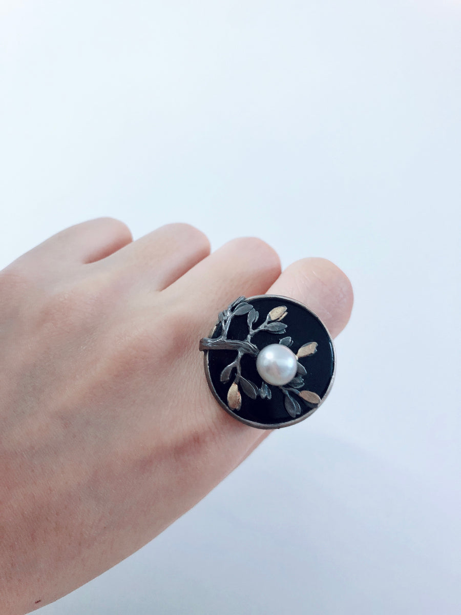 Black Onyx Tree Ring