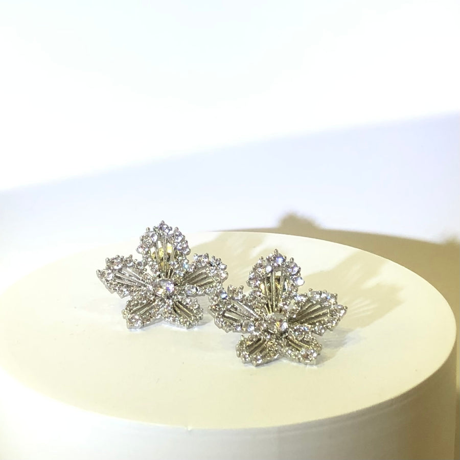 E24205 Elsa Earrings