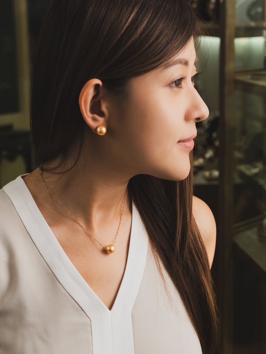 18K Gold South Sea Pearl Earrings