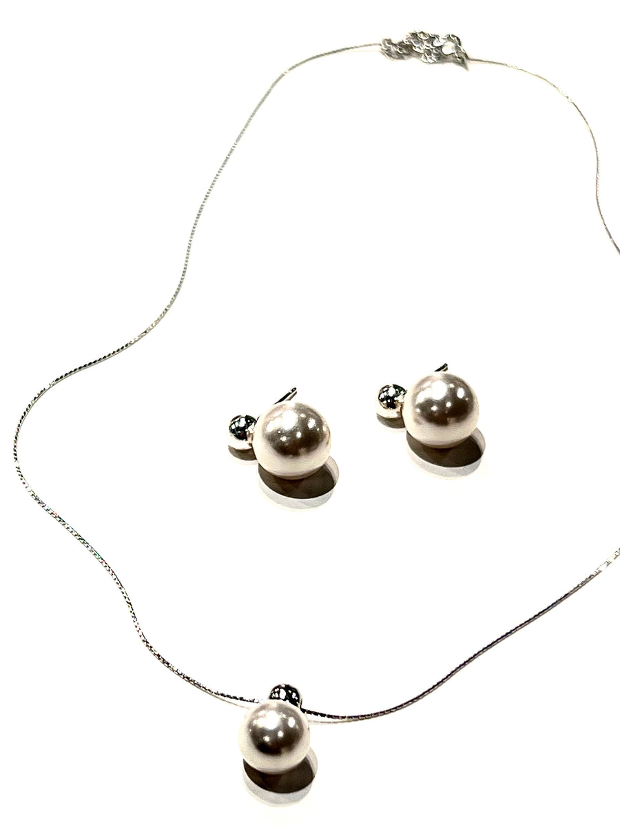 E251203 Lotus Earrings