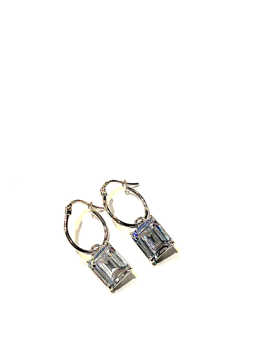 E251210 Posey Earrings