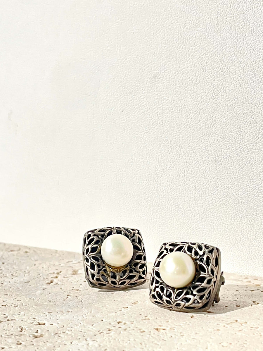 Square Matte Sliver Pearl Earrings