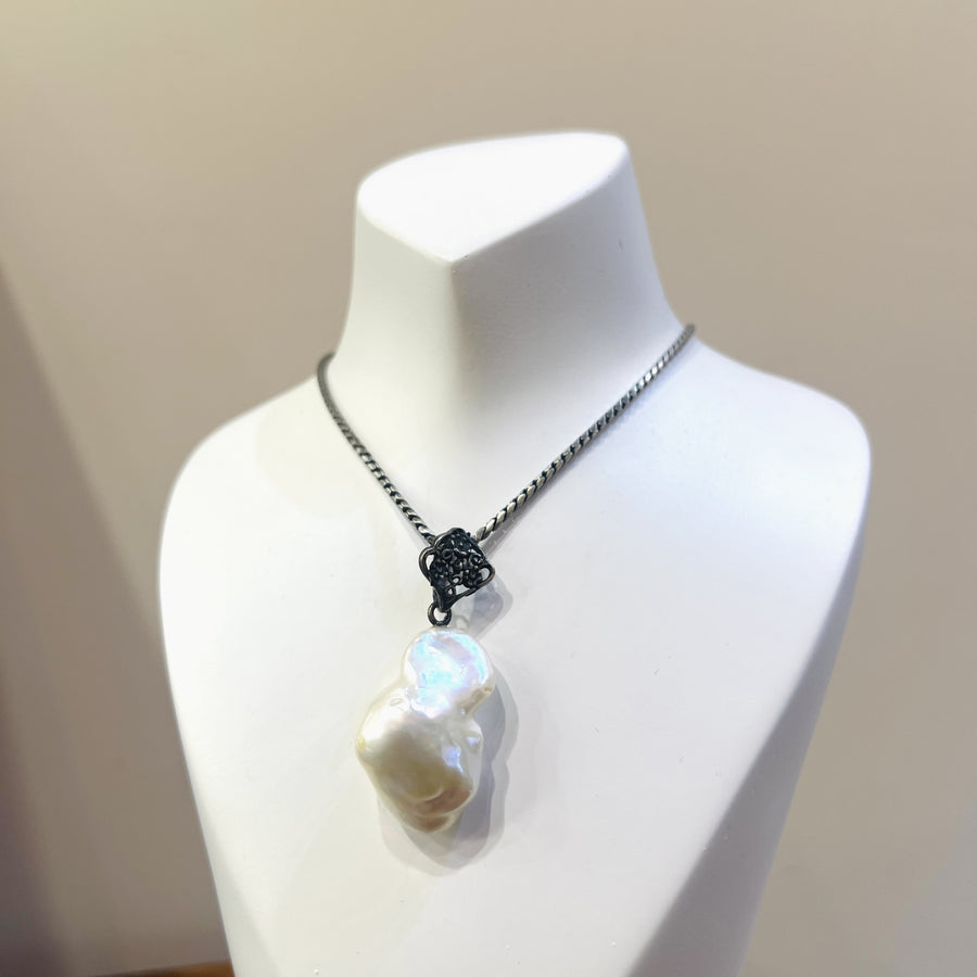 Hestia Pearl Pendent