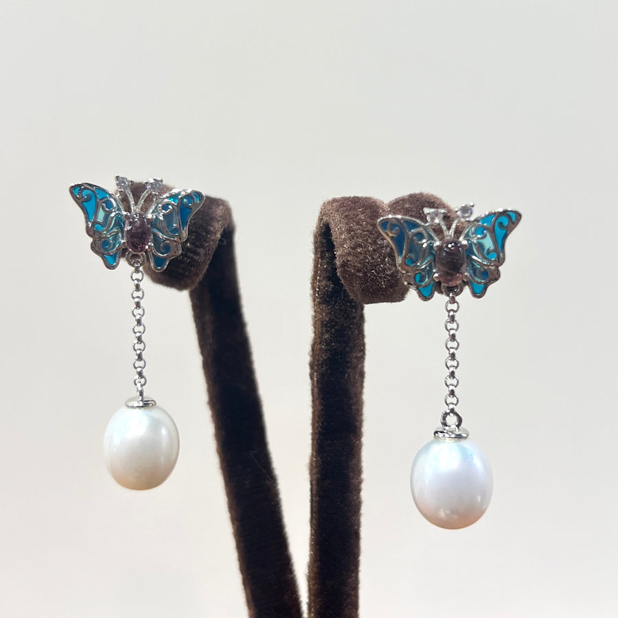 E24025 Caroline Butterfly Earrings