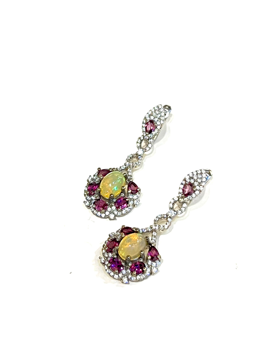 E251129 Begonia Earrings