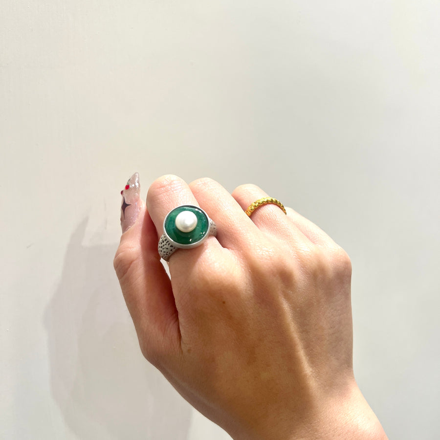 R24101 ZhouYing Jade Ring