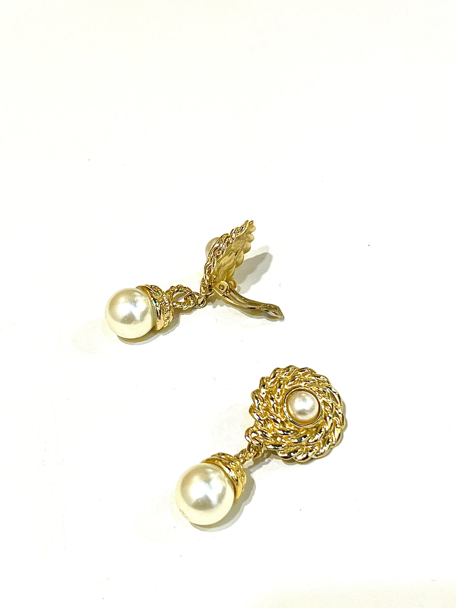 E25826 Vintage Earrings