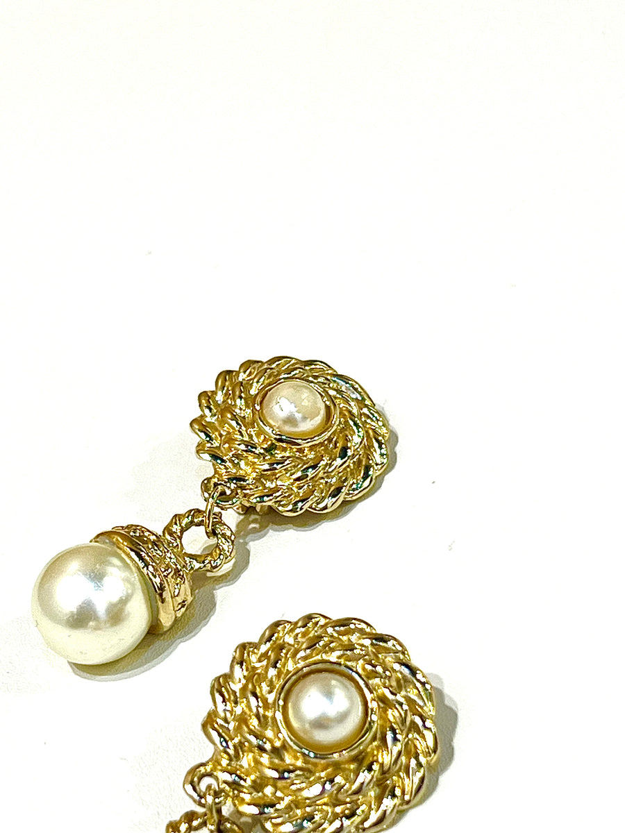 E25826 Vintage Earrings