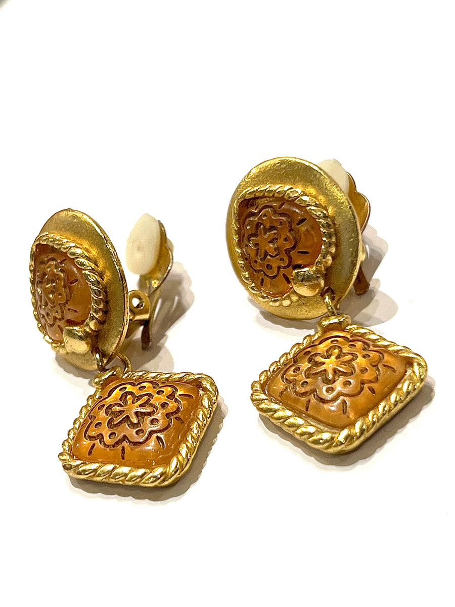 E251271 Nina Ear Clip