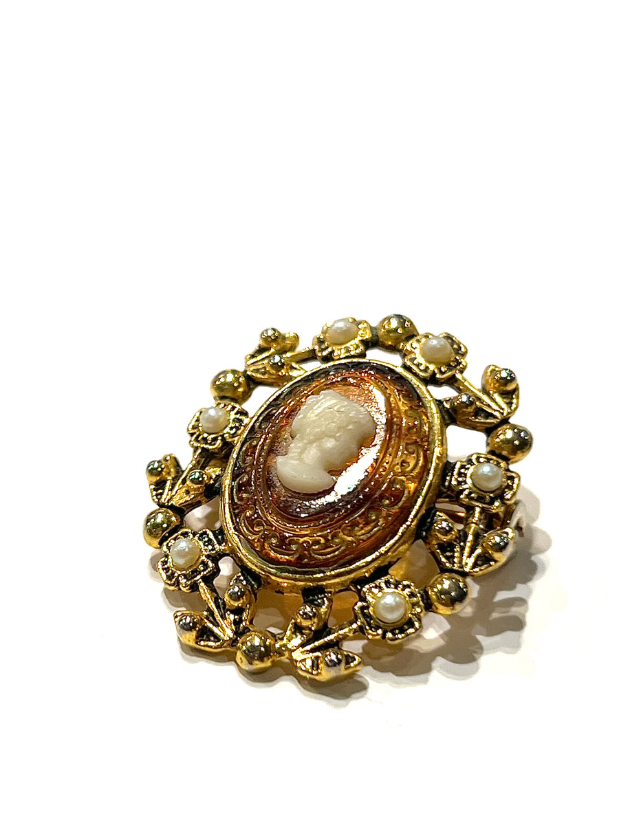 BH251280 Violeta Brooches