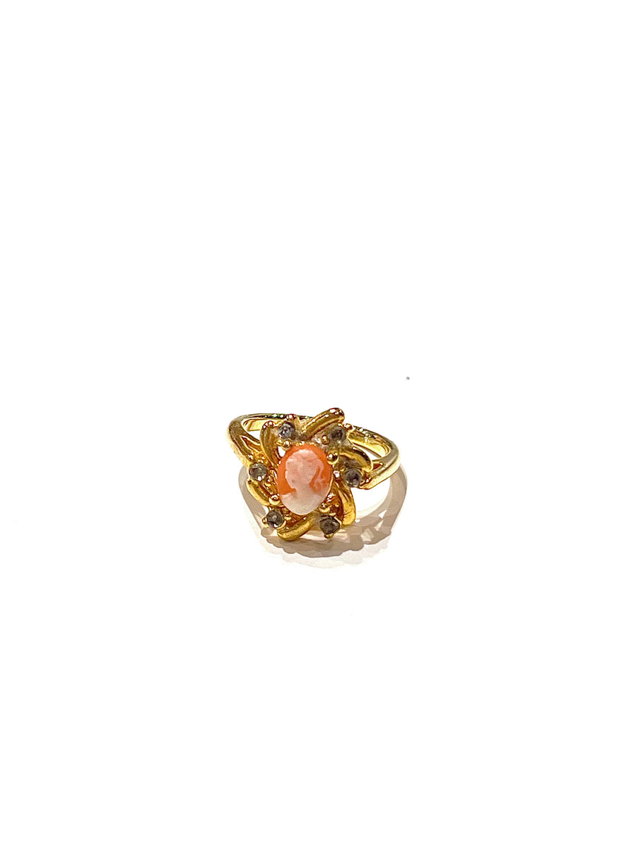 R251270 Peony Ring