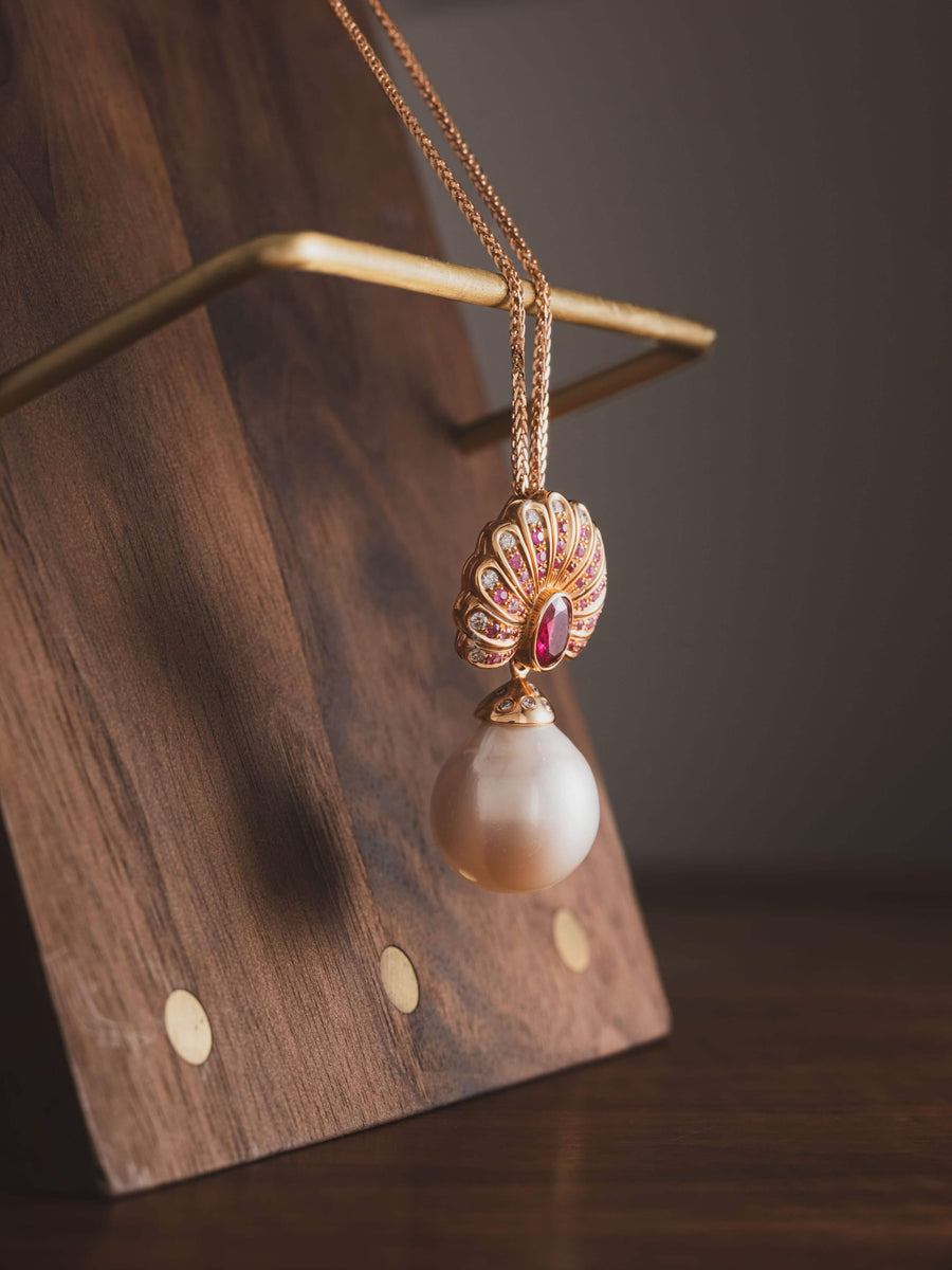 Peacock Pearl Pendant