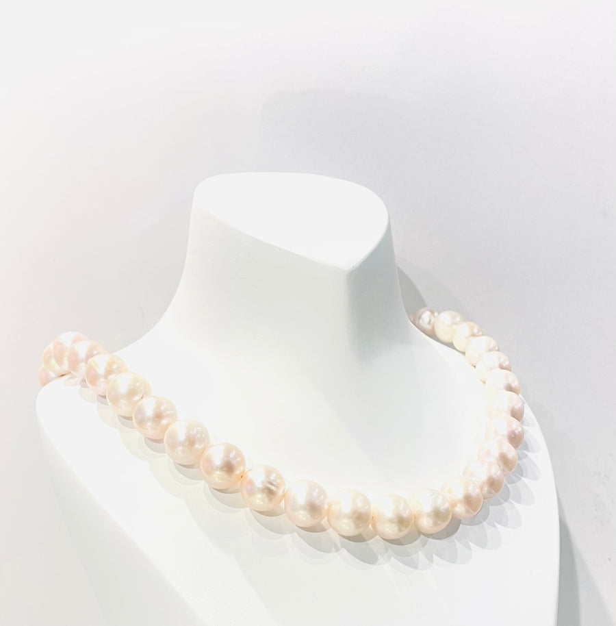 N25175 Fanny Pearl Necklace