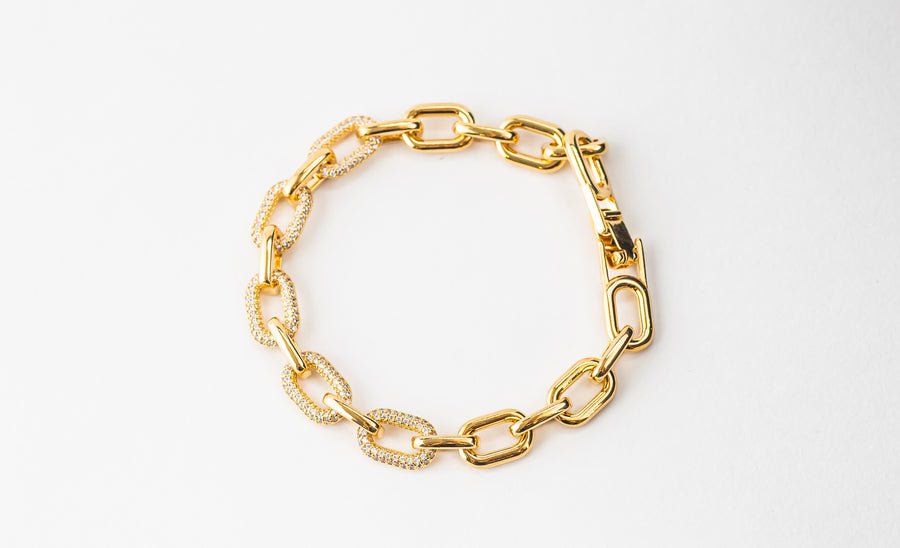 Single Small Chain Link Bracelet (Sliver)