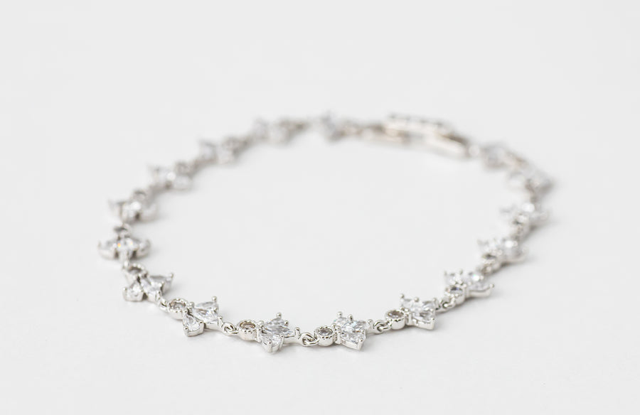 Dainty Tennis Bracelet (Silver)